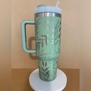40oz Botanical Leaves Engraved Tumbler